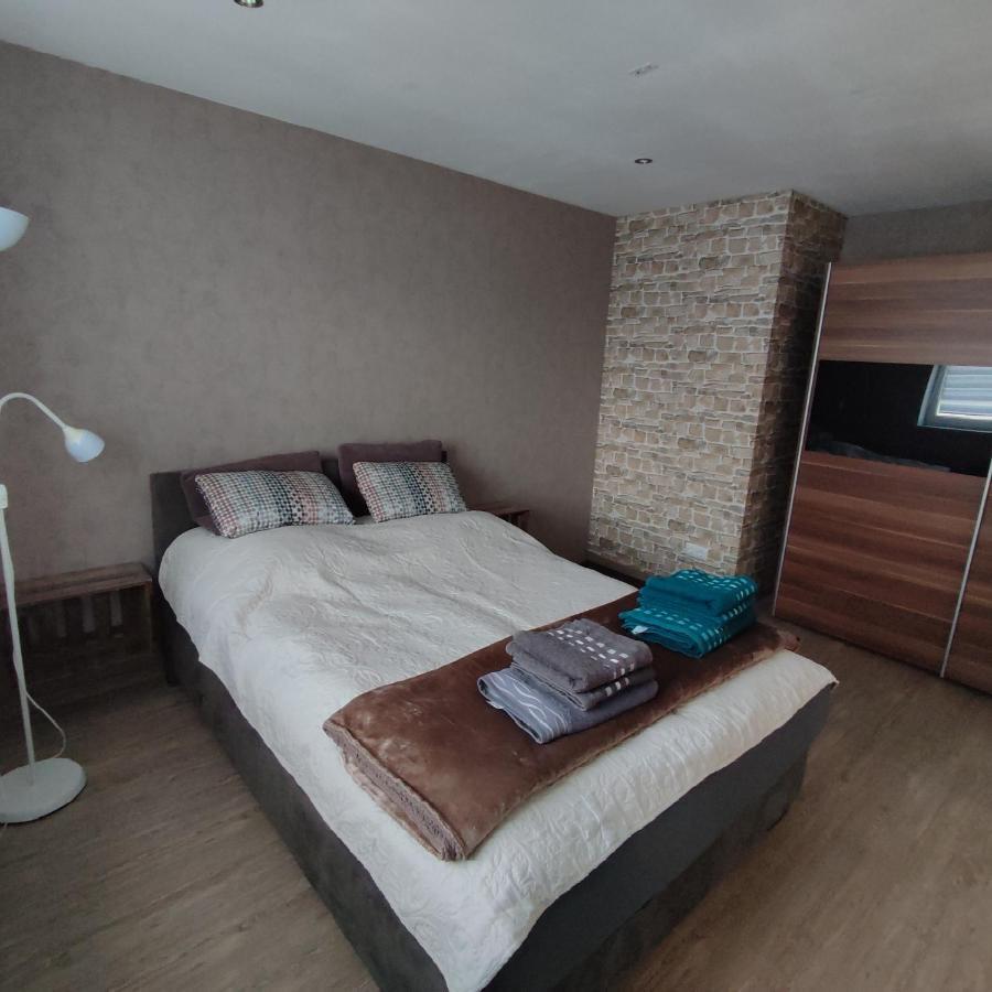 Kleine Auszeit - Ferienwohnung Heideberg - "Rhein" In Den Urlaub Bacharach Buitenkant foto